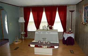 4th image of 112 Dorschling St