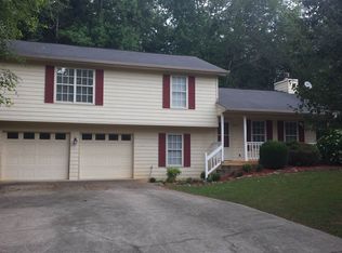 289 River Chase Dr, Athens, GA 30605