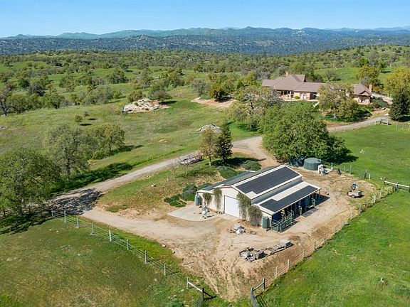 3rd image of 34310 Barn Owl Rd