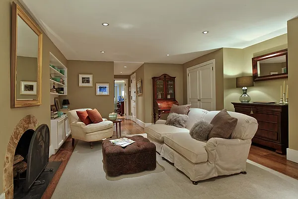 Sold by Corcoran | media 24