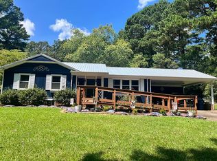 2709 Piedmont Dr, Sanford, NC 27330