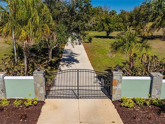 4th image of 29505 Jones Loop Rd