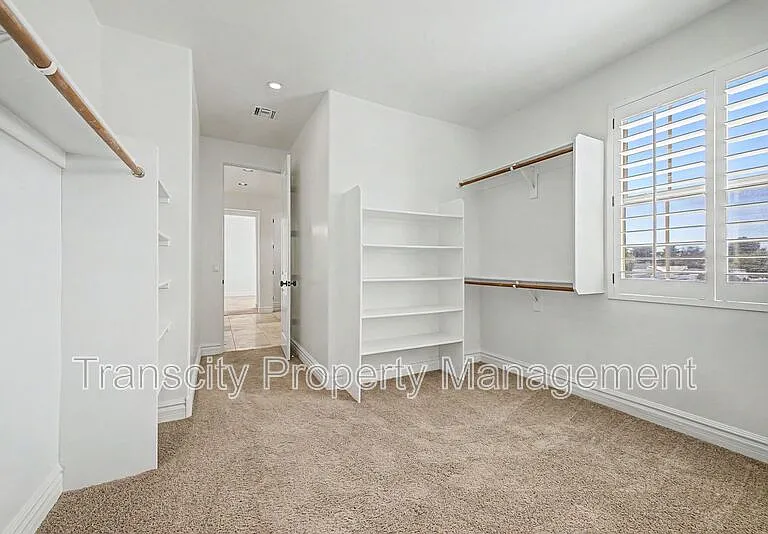 111 W Missouri Ave #B — Photo 14
