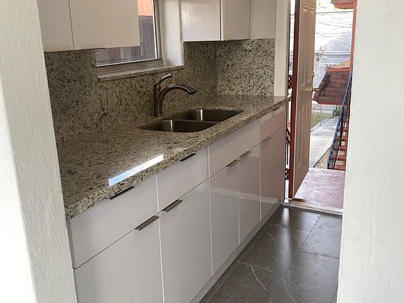 3rd image of 2301 NE 170th St #8