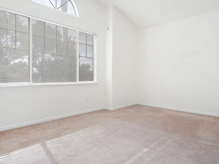 595 Birchwood Rd — Photo 6