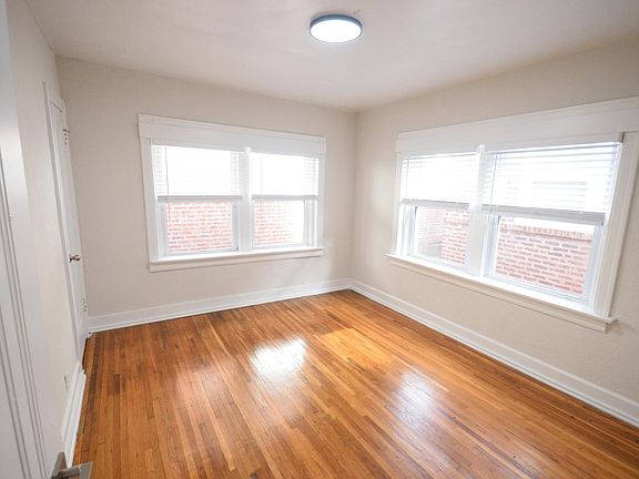 5th image of 720 W 38th St #8E
