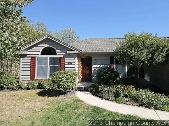 1512 Glenshire Dr photo 1