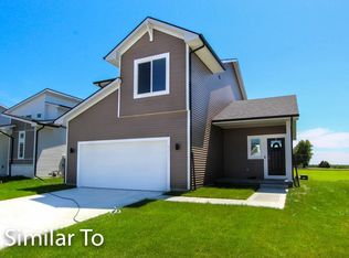 1543 S Redtail Ave, West Des Moines, IA 50265