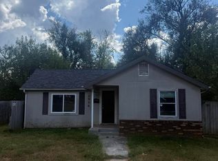 2936 W Walnut Street, Springfield, MO 65802