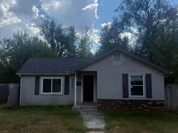 2936 W Walnut Street, Springfield, MO 65802