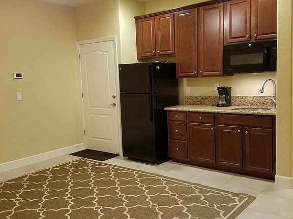 Living/kitchenette area