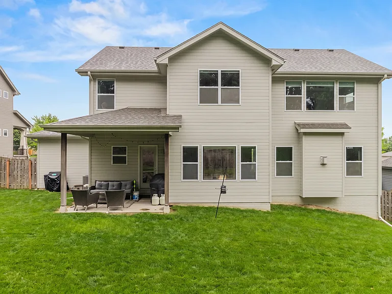 19506 Shadow Ridge Dr — Photo 43