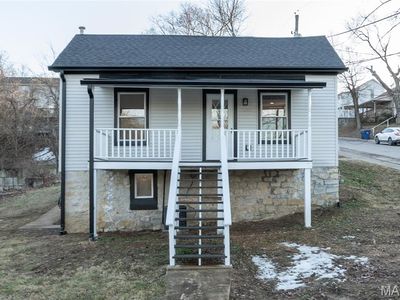 401 E Miller St, De Soto, MO, 63020