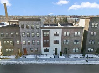 879 Woodlawn Ave Unit B, Saint Paul, MN 55116