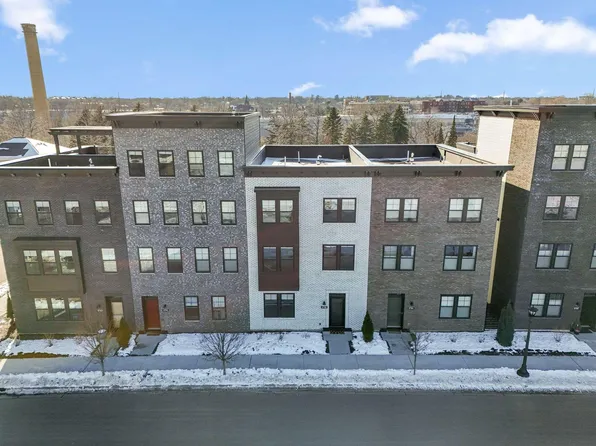 879 Woodlawn Ave Unit B, Saint Paul, MN 55116