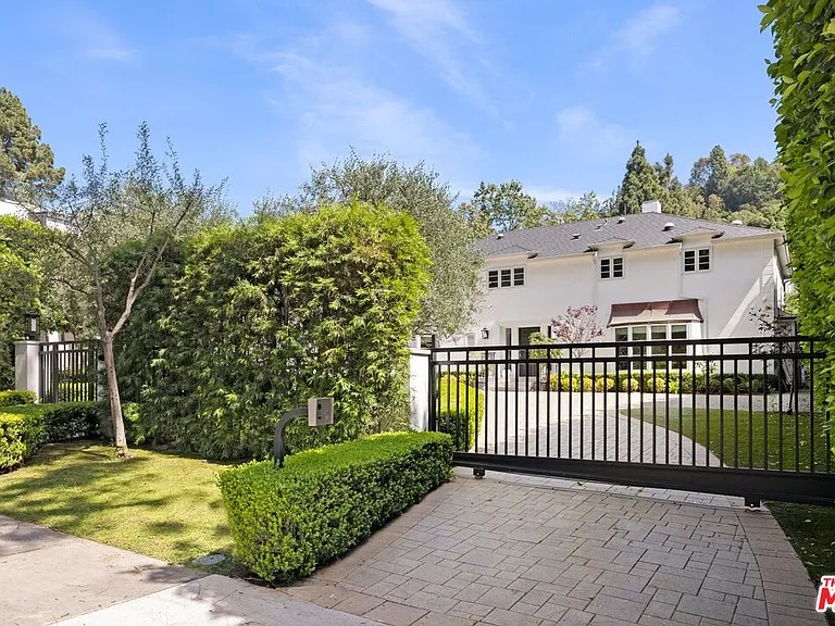 1214 Coldwater Canyon Dr — Photo 29