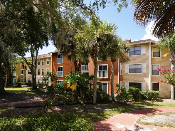 225 Tropical Trl #614, Merritt Island, FL 32952