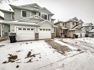 Lakeland Park, Strathcona County, AB T8H 2W4