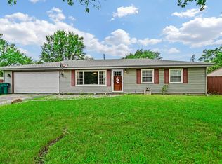 664 McCool Rd, Valparaiso, IN 46385