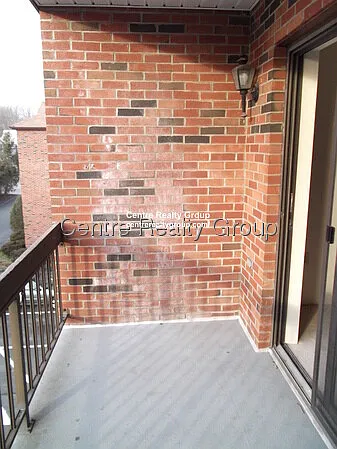 55 Farwell St #12 — Photo 8
