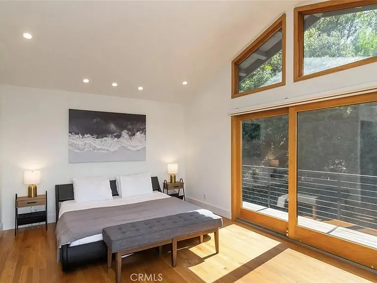 3656 Sunswept Dr — Photo 8