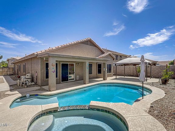 4th image of 15851 W VENTURA Street