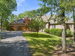 500 Meadow Ln, Branson, MO 65616