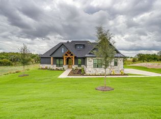 1013 Deer Island Ct, Azle, TX 76020