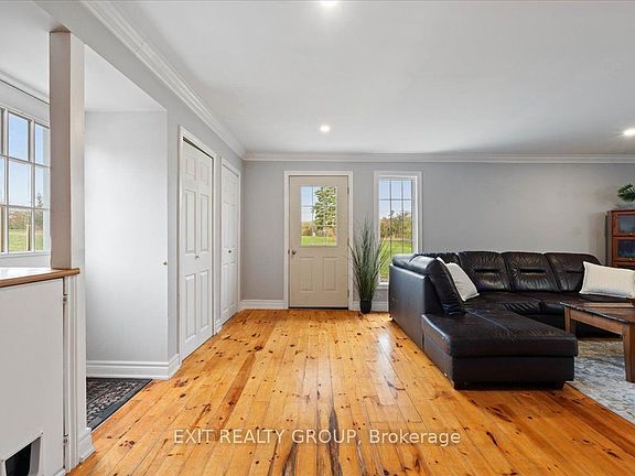 2nd image of 895 English Settlement Rd