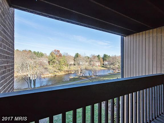 3rd image of 9643 Shadow Oak Dr