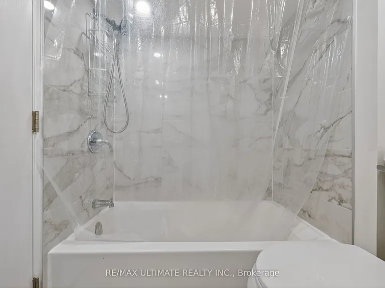 818 Krosno Blvd #BASEMENT — Photo 20