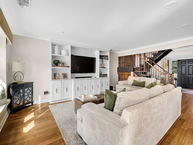 Berkhansted Ct — Photo 7