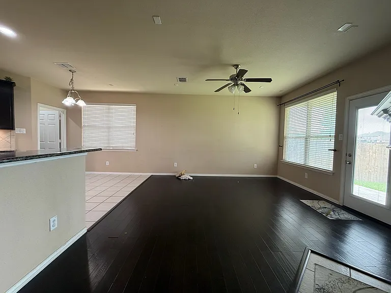 14629 Crystal Lake Dr — Photo 8