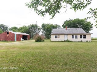 744 N Somonauk Rd, Cortland, IL 60112