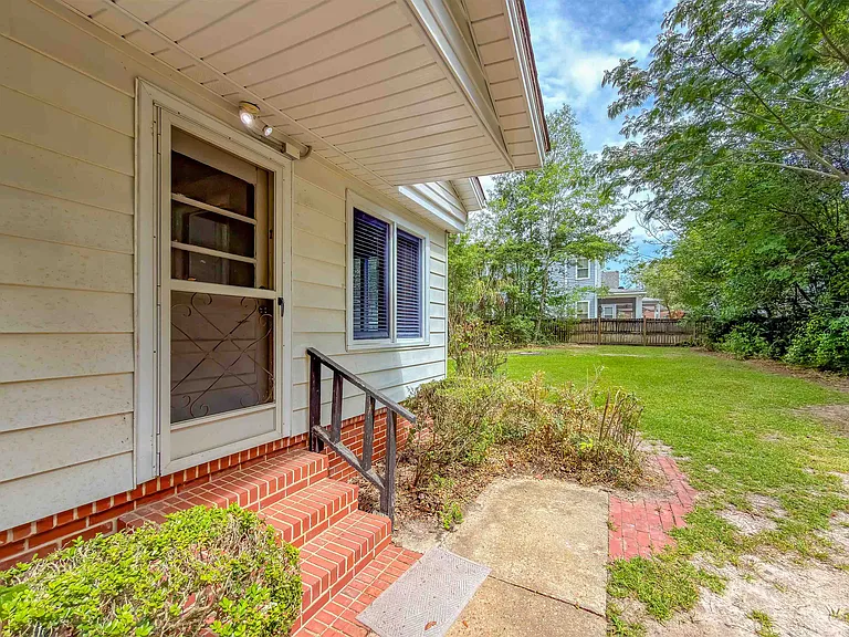 1230 Mitchell Ave — Photo 30