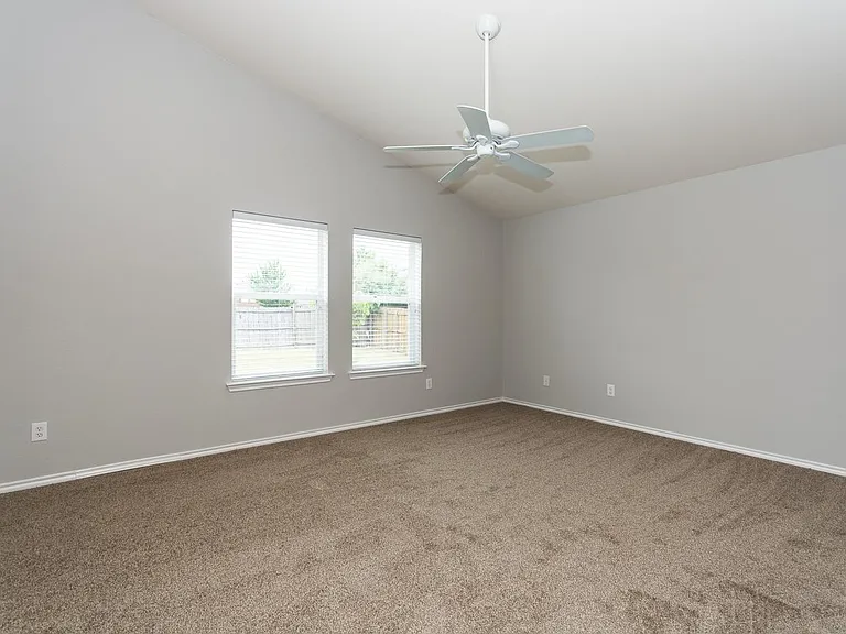 1413 Gordon Dr — Photo 23