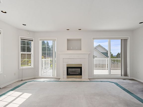 4th image of 1106 SE 82nd Ct