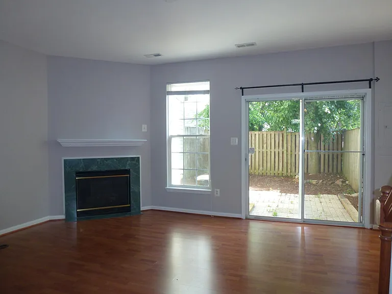 13125 Park Crescent Cir — Photo 6