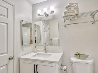 1615 Merritt Dr, Novato, CA