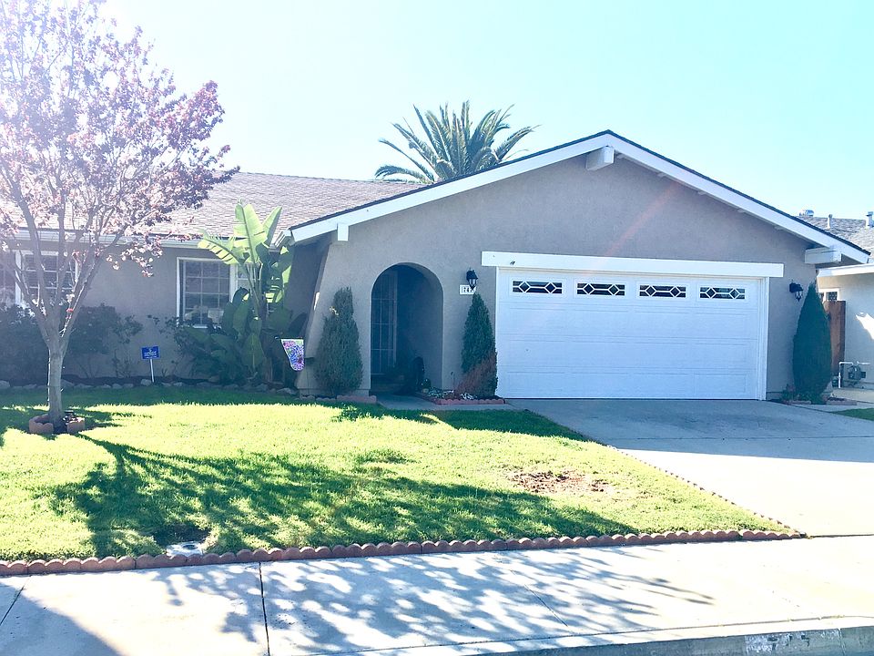 1st image of 747 Sugar Pine St
