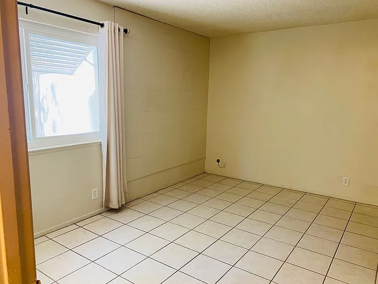 769 Carro Dr #2 — Photo 7