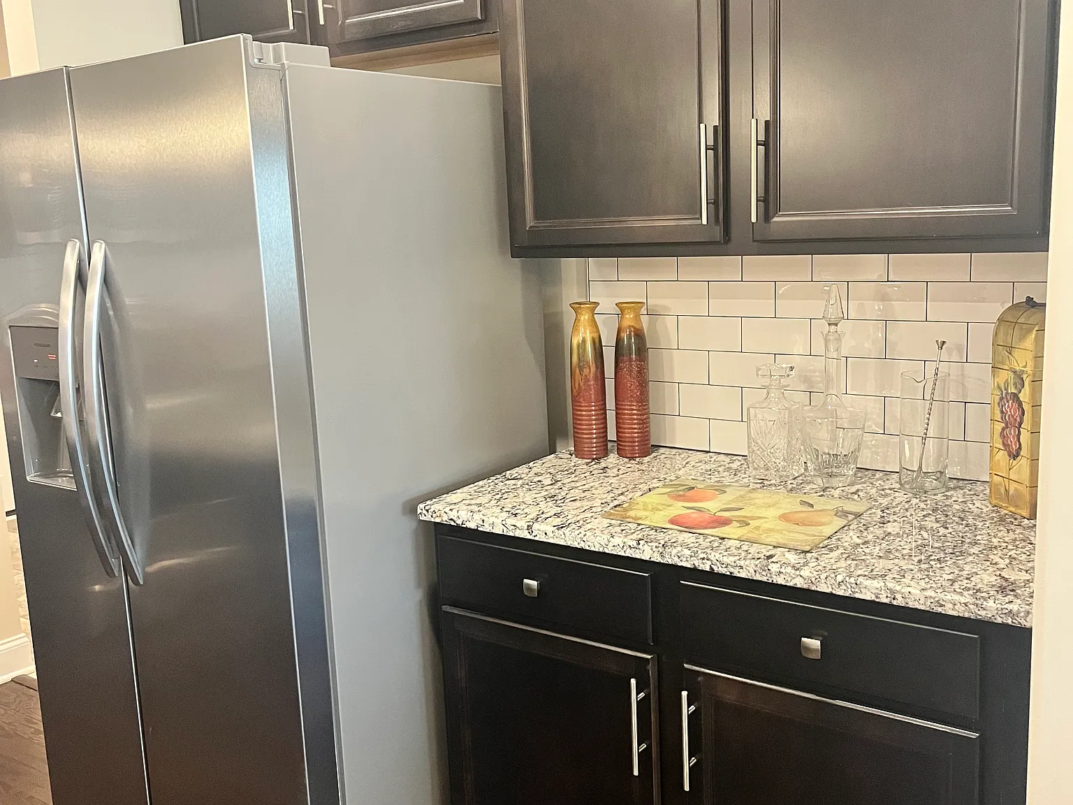 2 bed, 1663 sqft, $2,500 — Photo 3