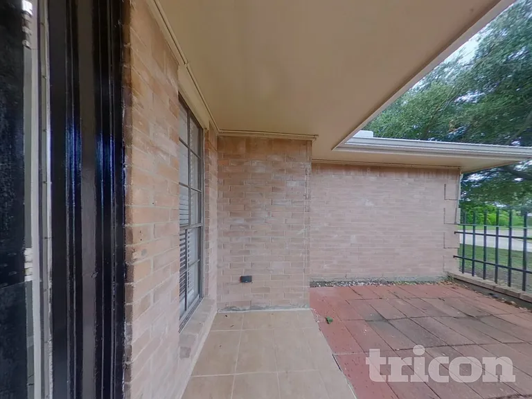 7902 Battlepine Dr — Photo 29
