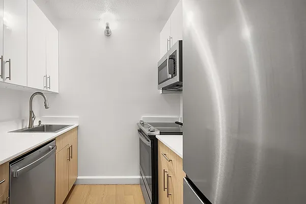 Rented by MNS | media 4