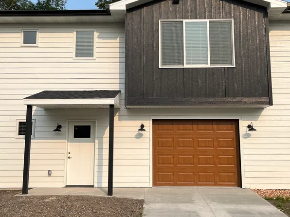 151 Hamilton St #2, Winona, MN 55987