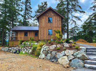 52 Victory Hill Ln, Orcas Island, WA 98245