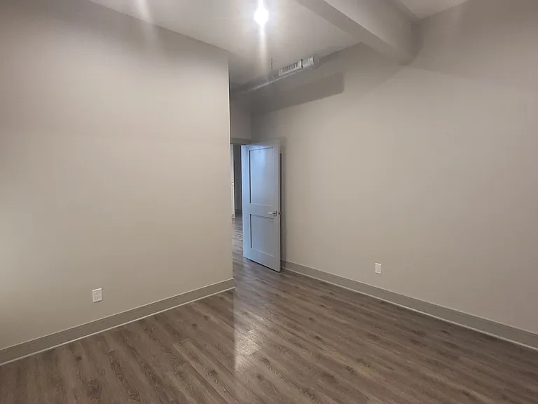 1703 Home Ave #205 — Photo 9