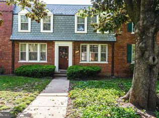1724 N Queens Ln #3, Arlington, VA 22201