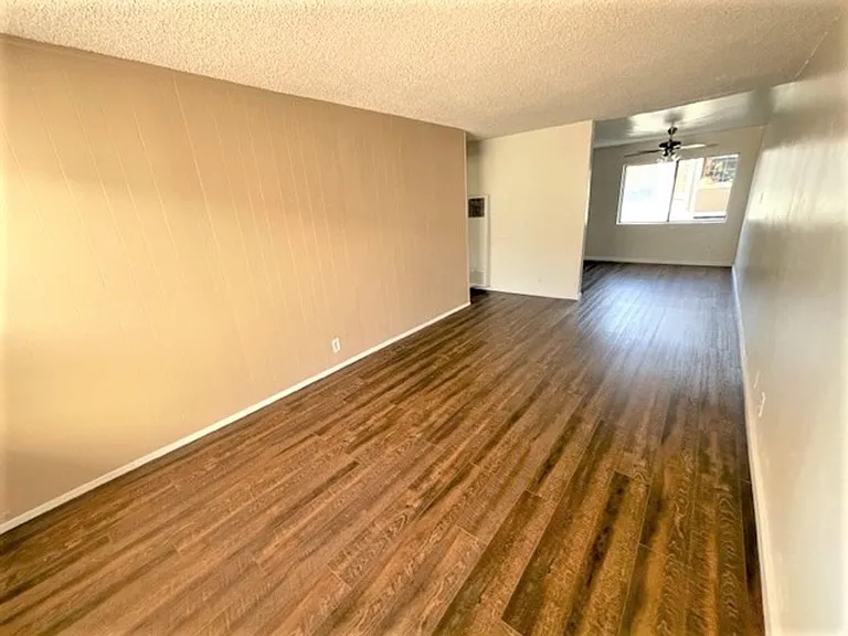 9830 Ramona St — Photo 2