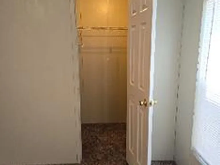 333 N Meldrum St #2 — Photo 17